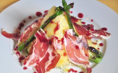 Ensalada piña y jamón ibérico