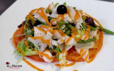 Restaurante La Marieta, Mollet del Vallès, Barcelona, menú diario a 11,60€,ensalada de merluza con langostinos